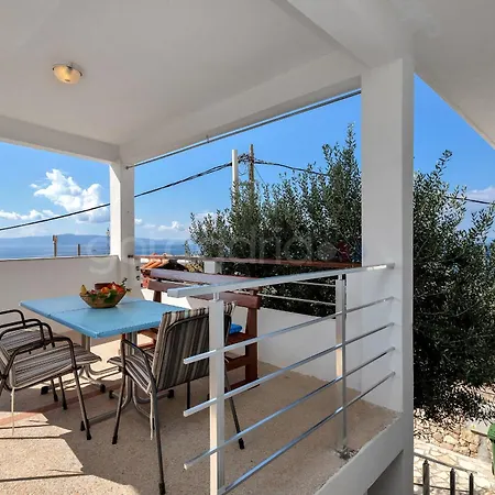 شقة Near The In Drasnice Ii