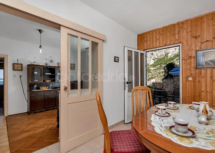 Near The In Drasnice Ii 아파트