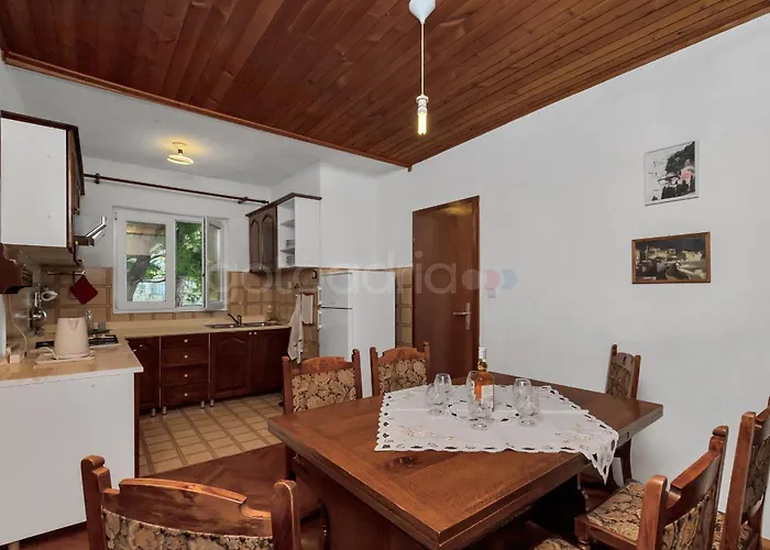 Near The In Drasnice Ii 아파트 스레세르