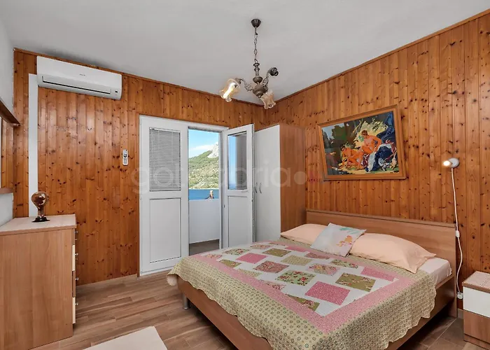 Near The In Drasnice Ii 아파트 스레세르